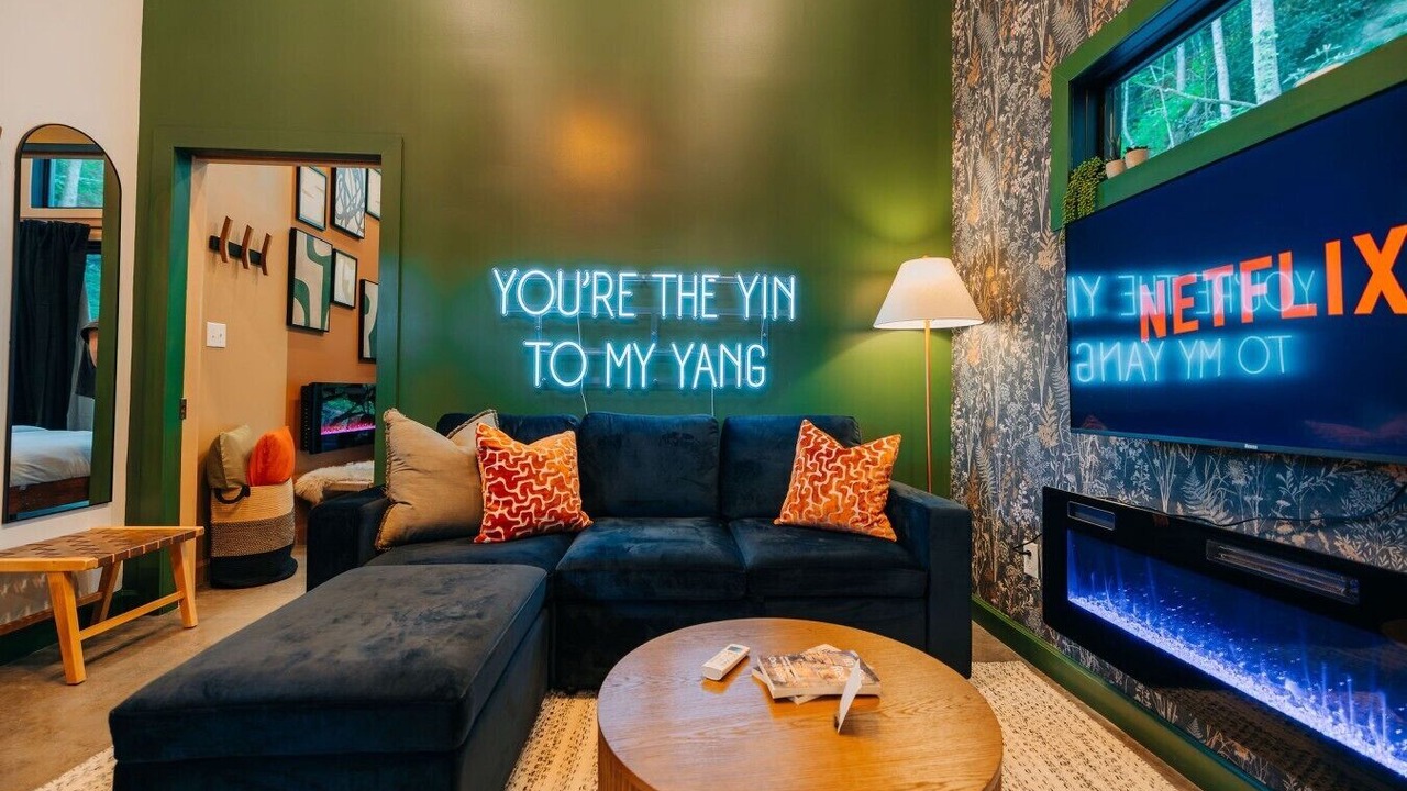 Photo of Livingroom in Rogers