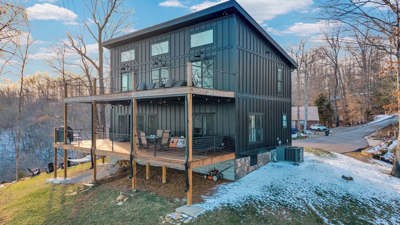 Photo of Outdoor in Byrdstown