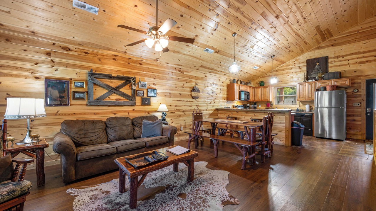 Photo of Livingroom in Pigeon Forge