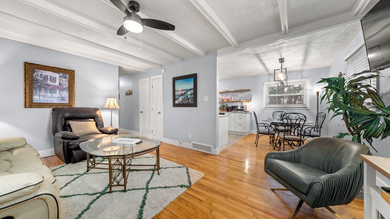 Photo of Livingroom in Asheville
