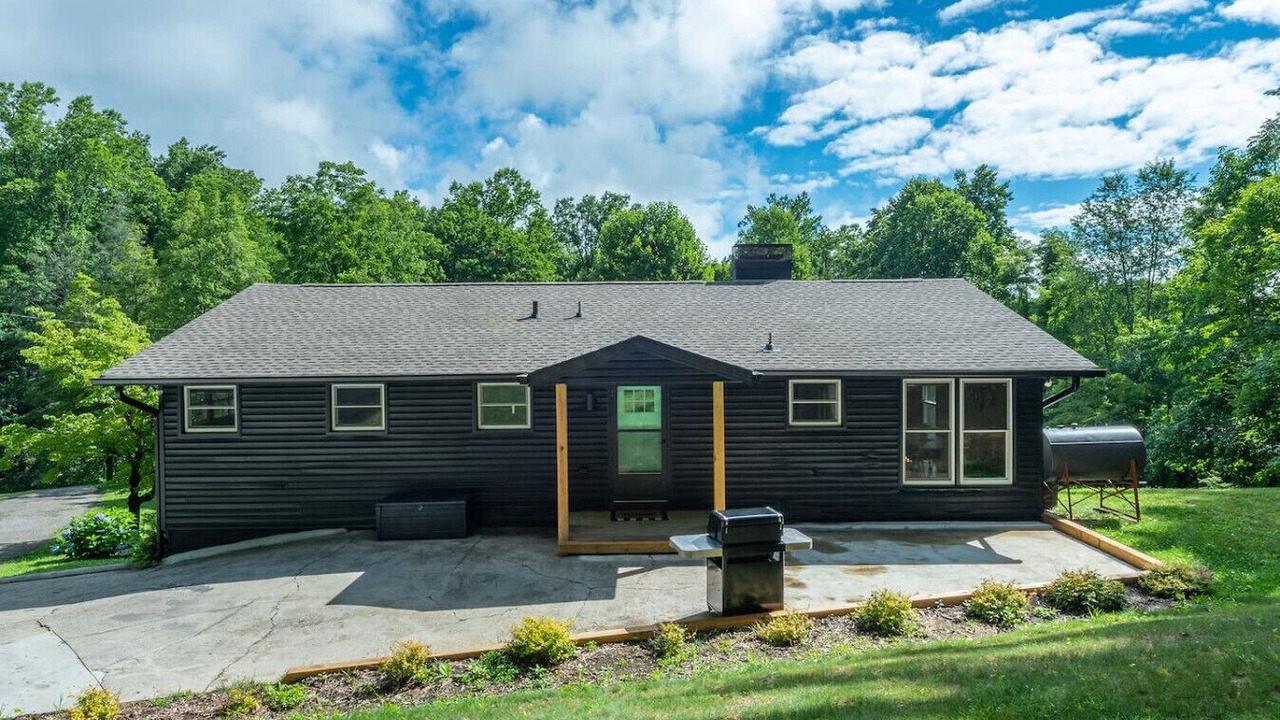 Photo of Outdoor in Waynesville