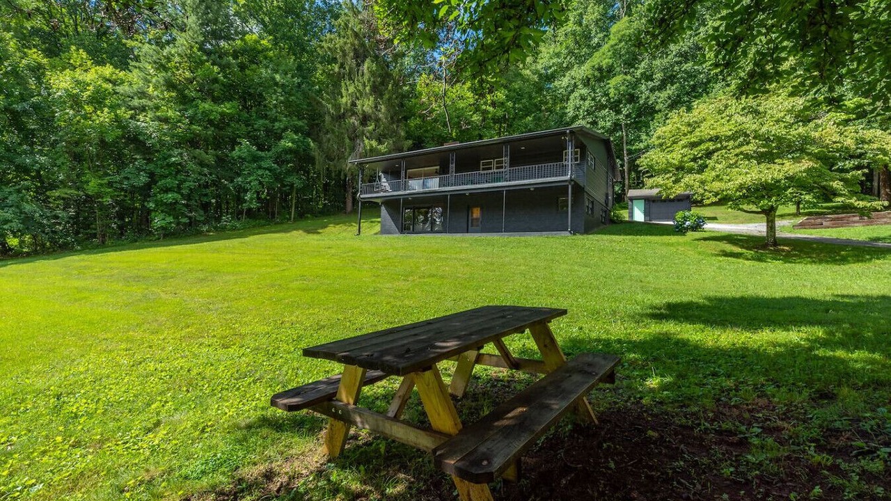 Photo of Outdoor in Waynesville
