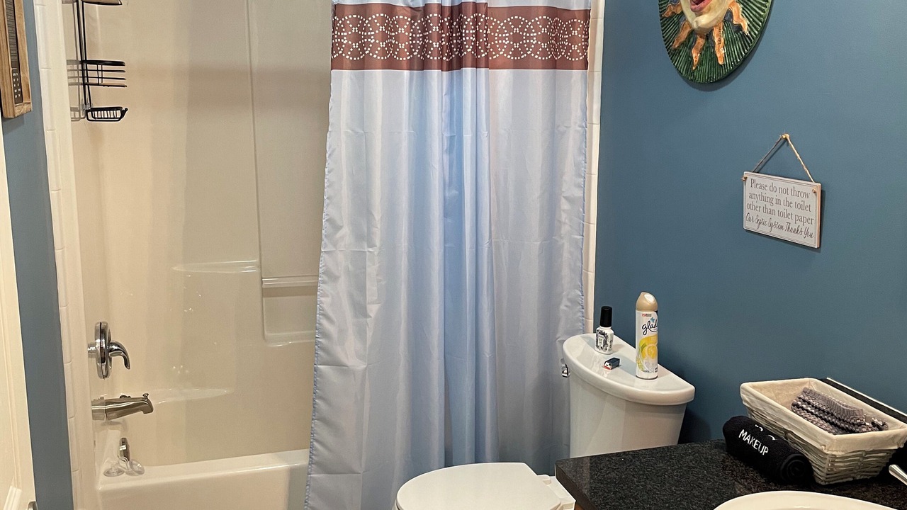 Photo of Bathroom in Avery Creek