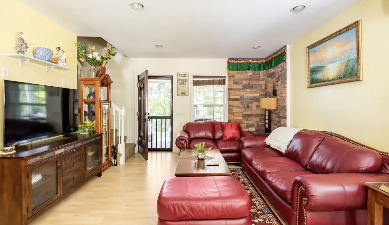 Photo of Livingroom in Sylva