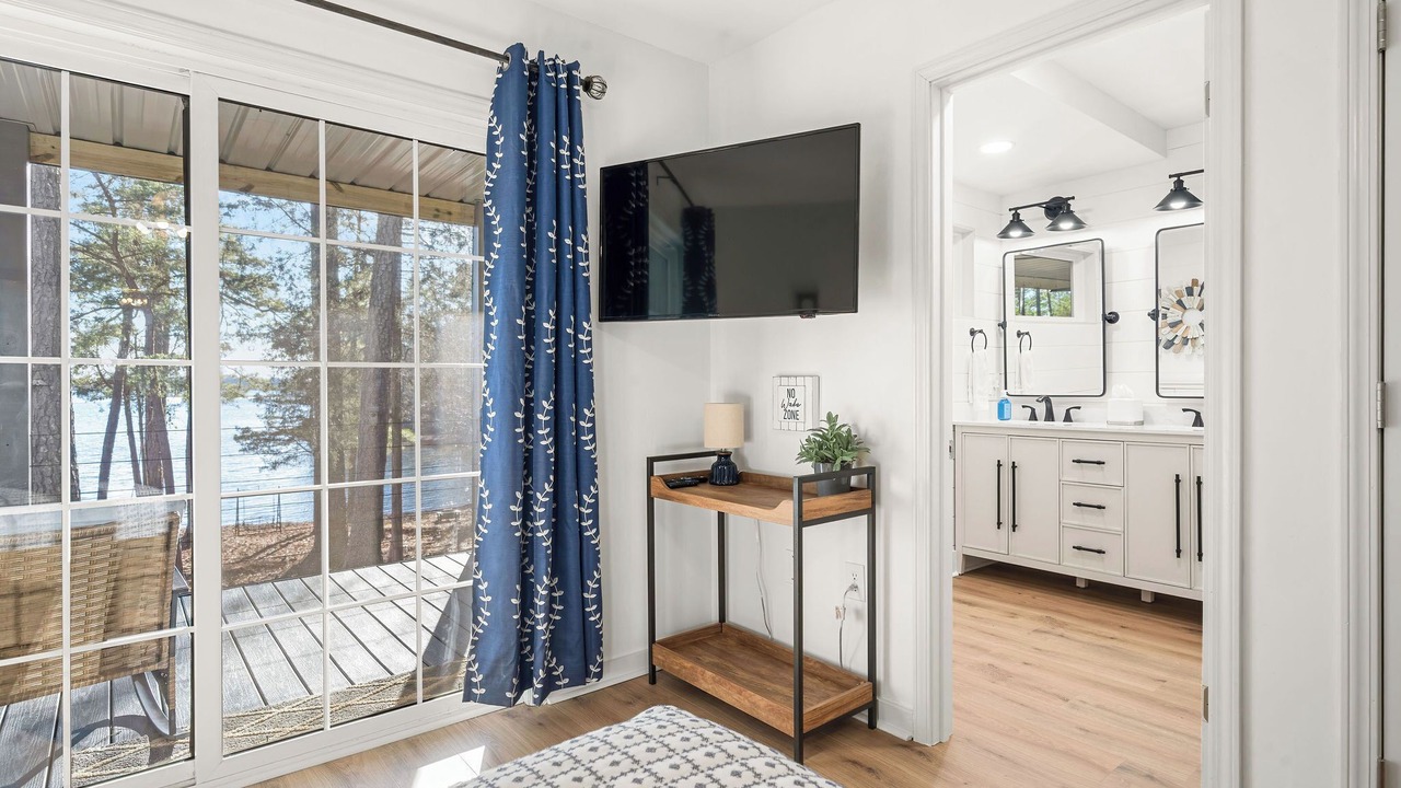 Photo of Bedroom in Anderson