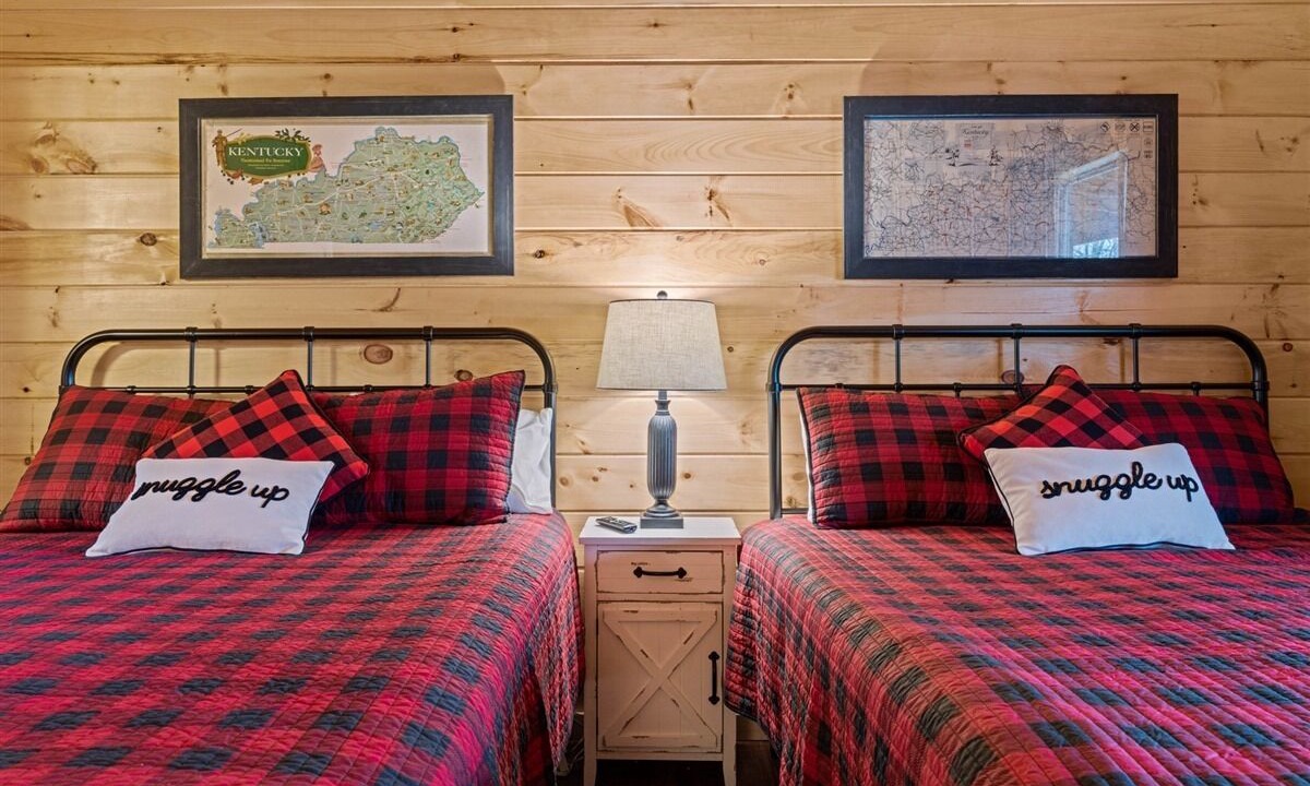 Photo of Bedroom in Frenchburg