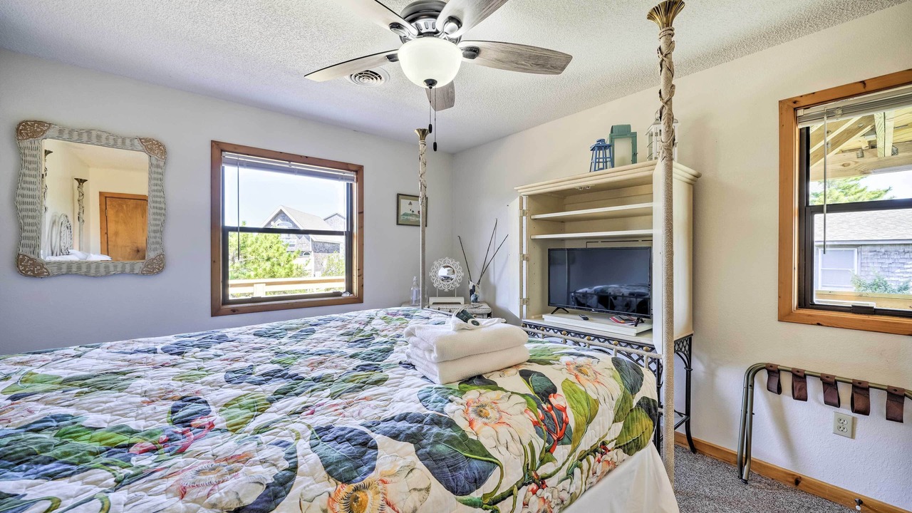 Photo of Bedroom in Avon