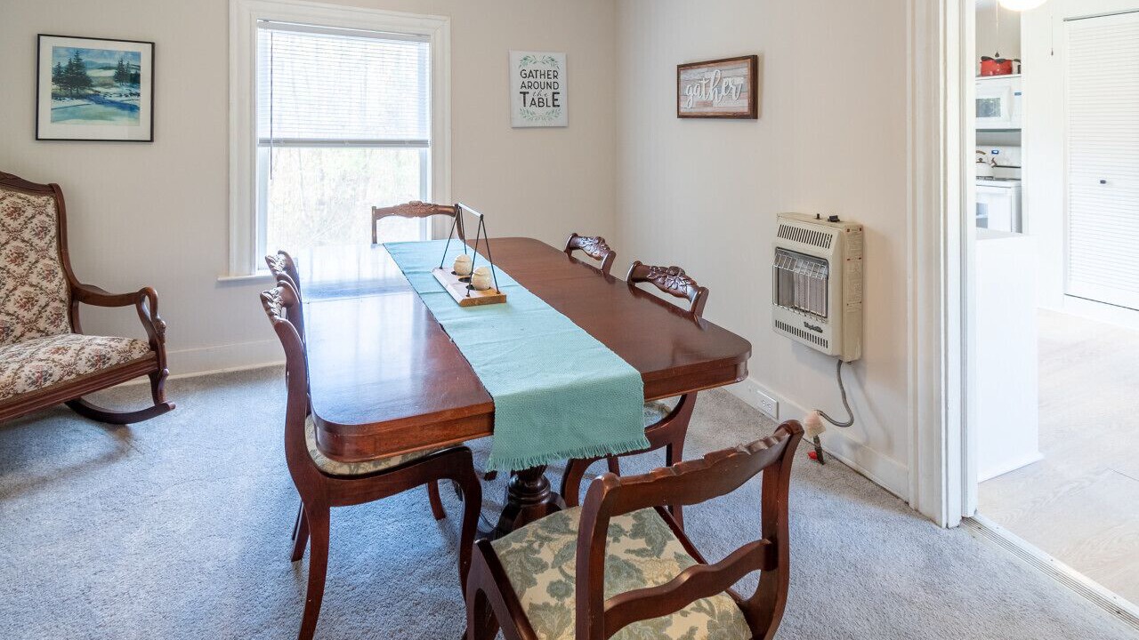 Photo of Bedroom in Charles City