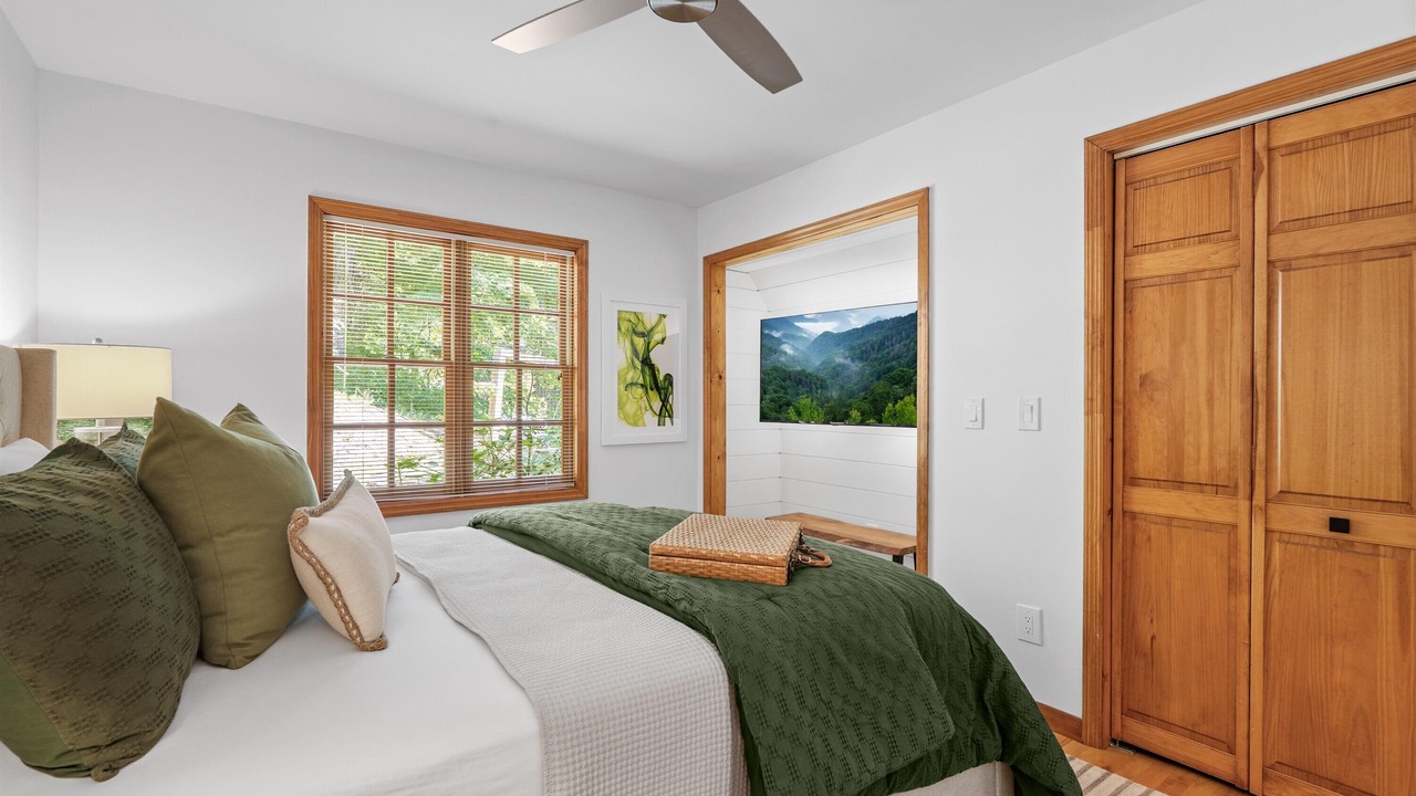 Photo of Bedroom in Sharps Chapel
