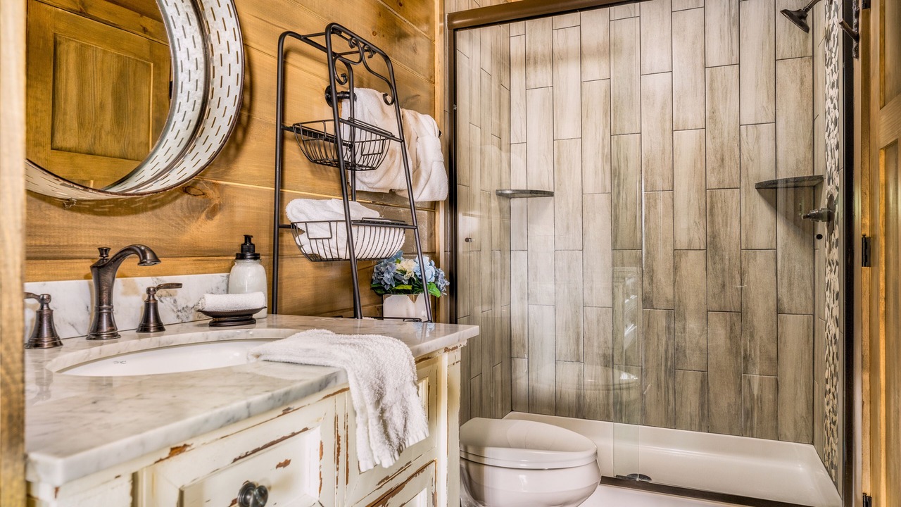 Photo of Bathroom in Chalet Village North