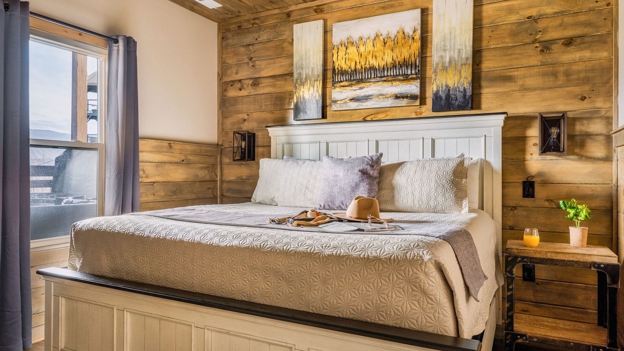 Photo of Bedroom in Chalet Village North