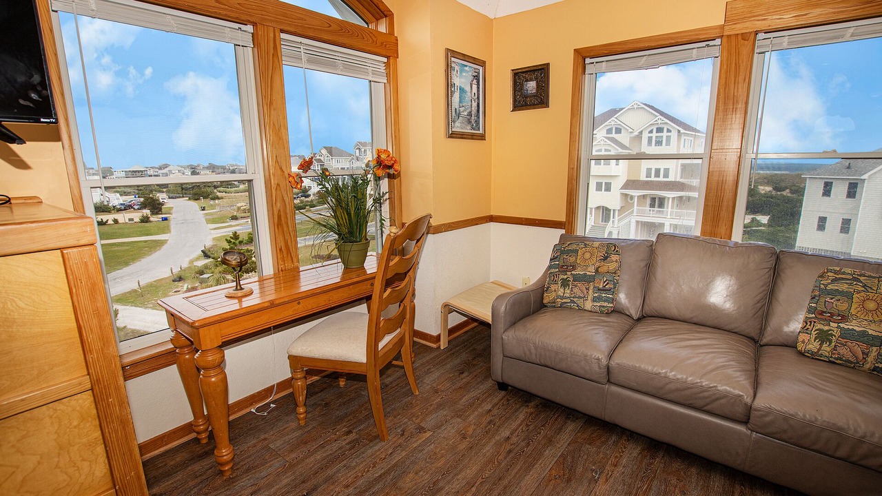 Photo of Livingroom in Ocean Isle Estates
