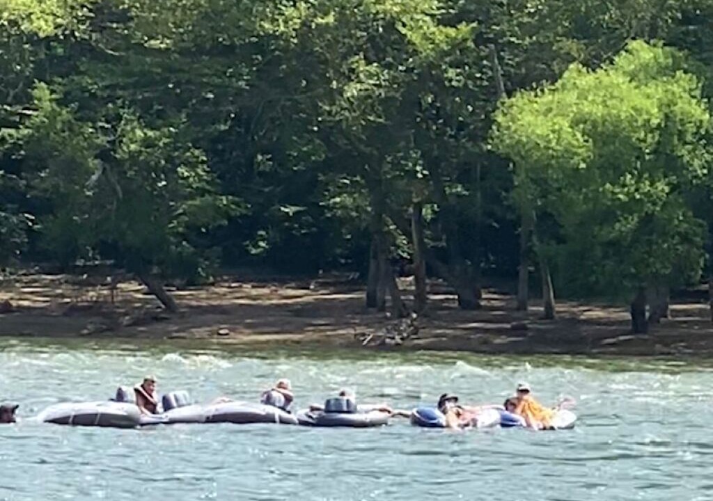 Photo of Others in Lockbridge