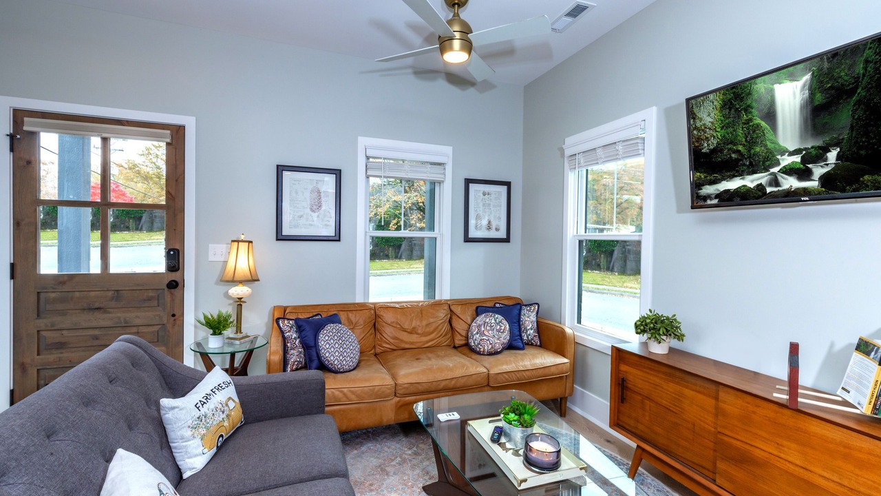 Photo of Livingroom in Brevard