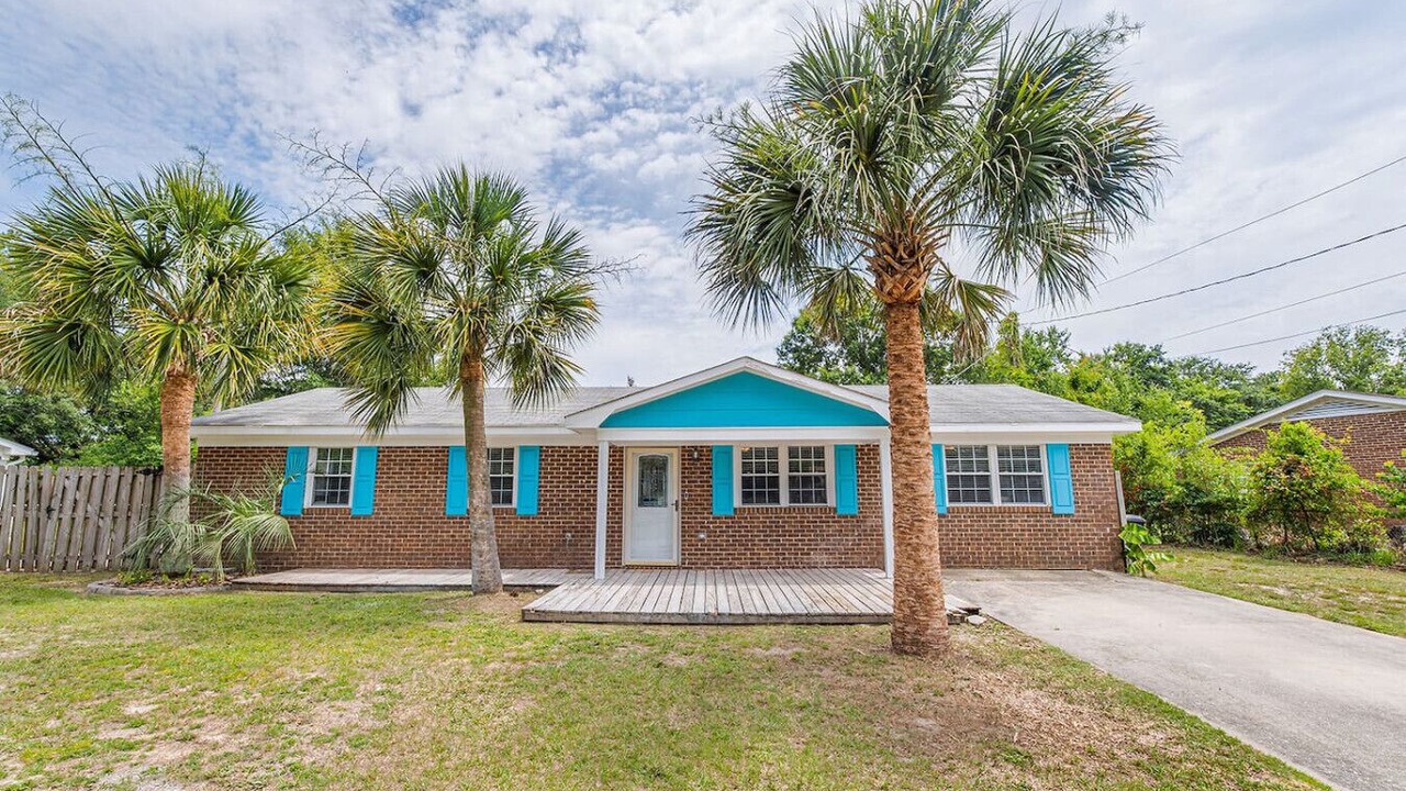 Photo of Outdoor in Silver Lake