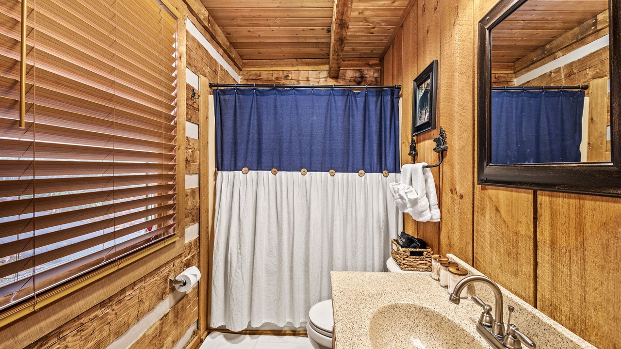 Photo of Bathroom in Pigeon Forge