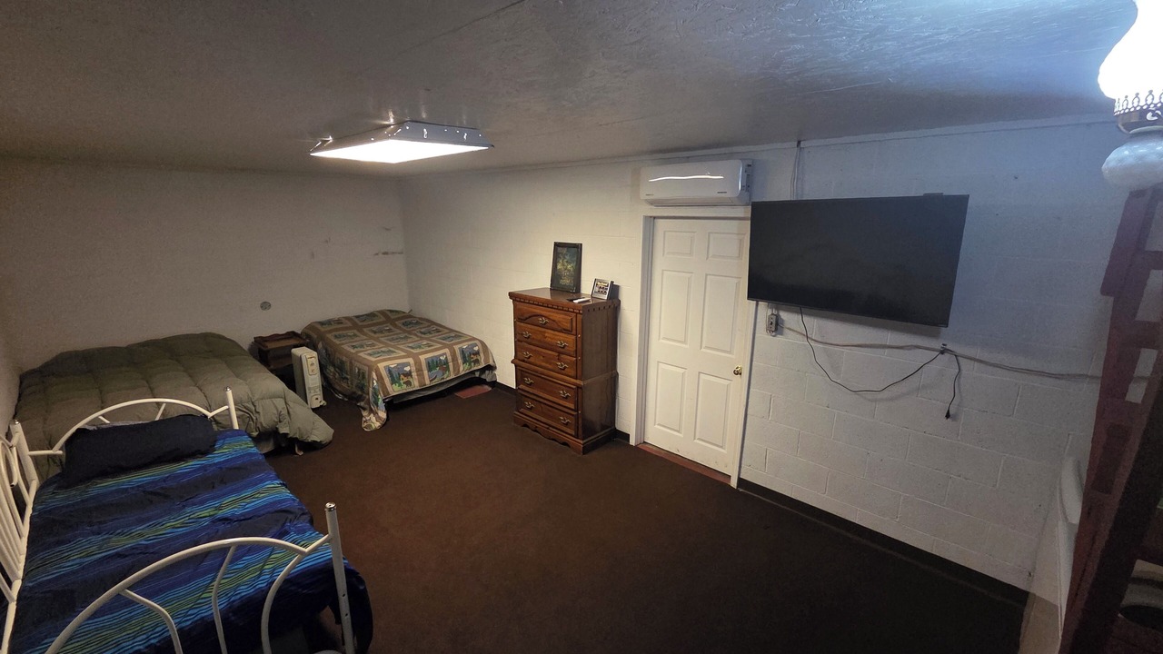 Photo of Bedroom in Lockbridge