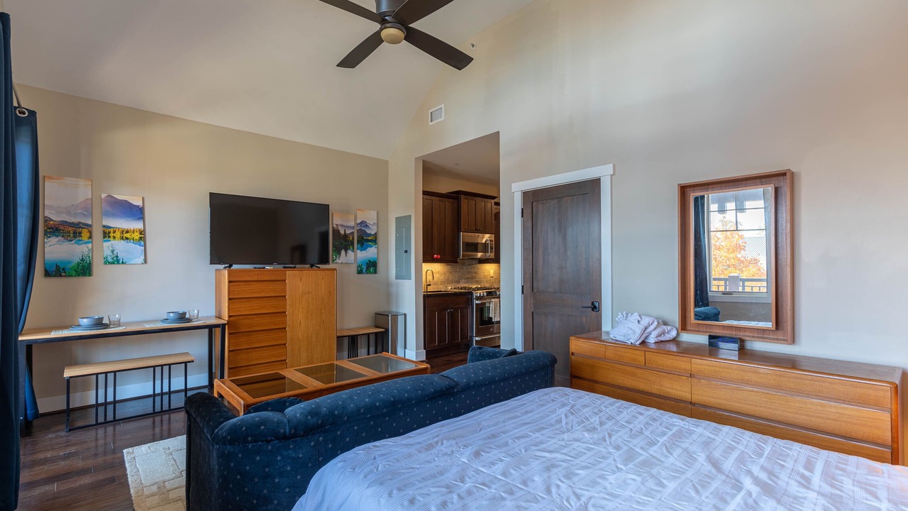 Photo of Bedroom in Lenoir