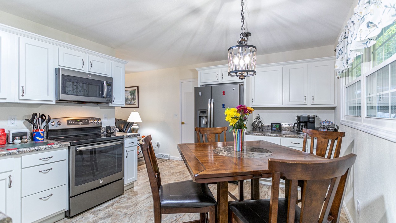 Photo of Kitchen in Hendersonville