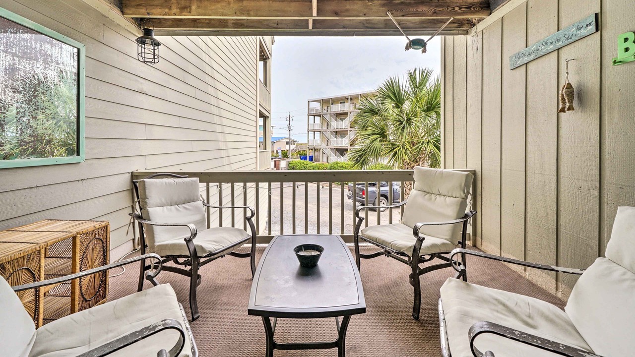 Photo of Patio Balcony in North Carolina Coast
