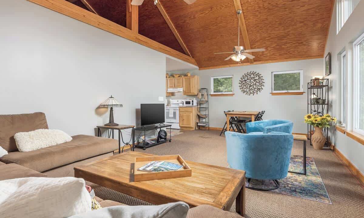 Photo of Livingroom in Wildwood