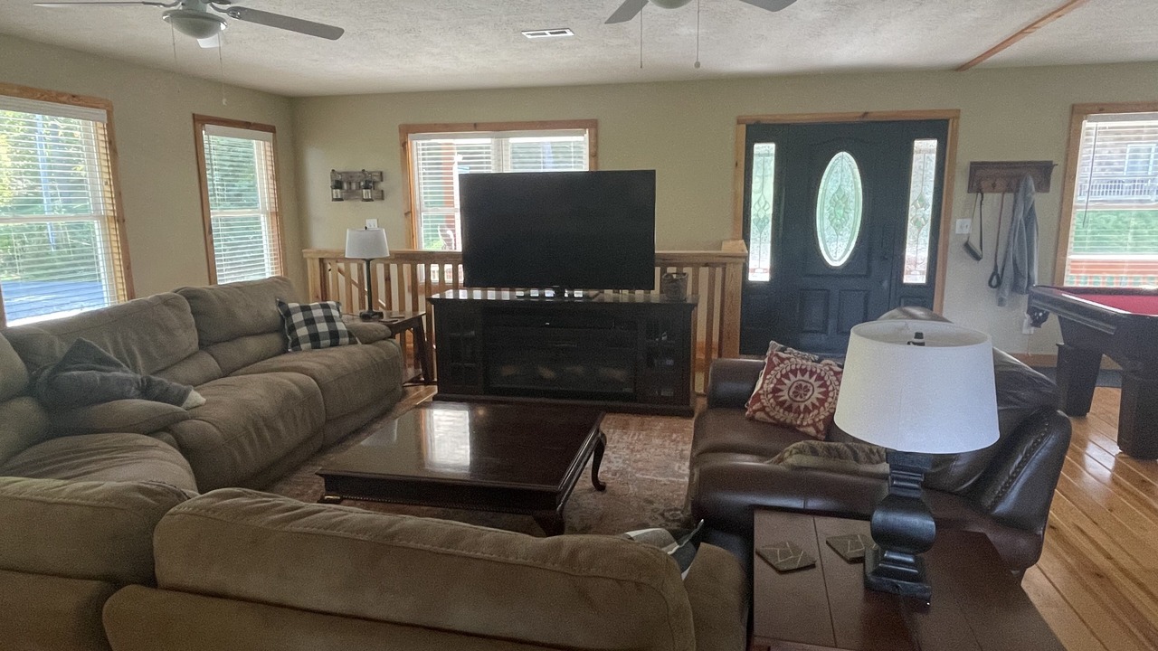 Photo of Livingroom in Sloans Valley