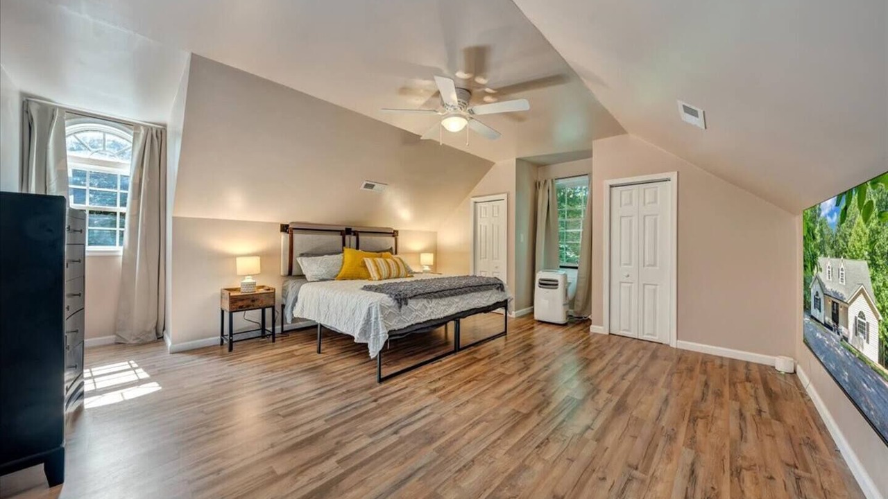 Photo of Bedroom in Westlake Corner