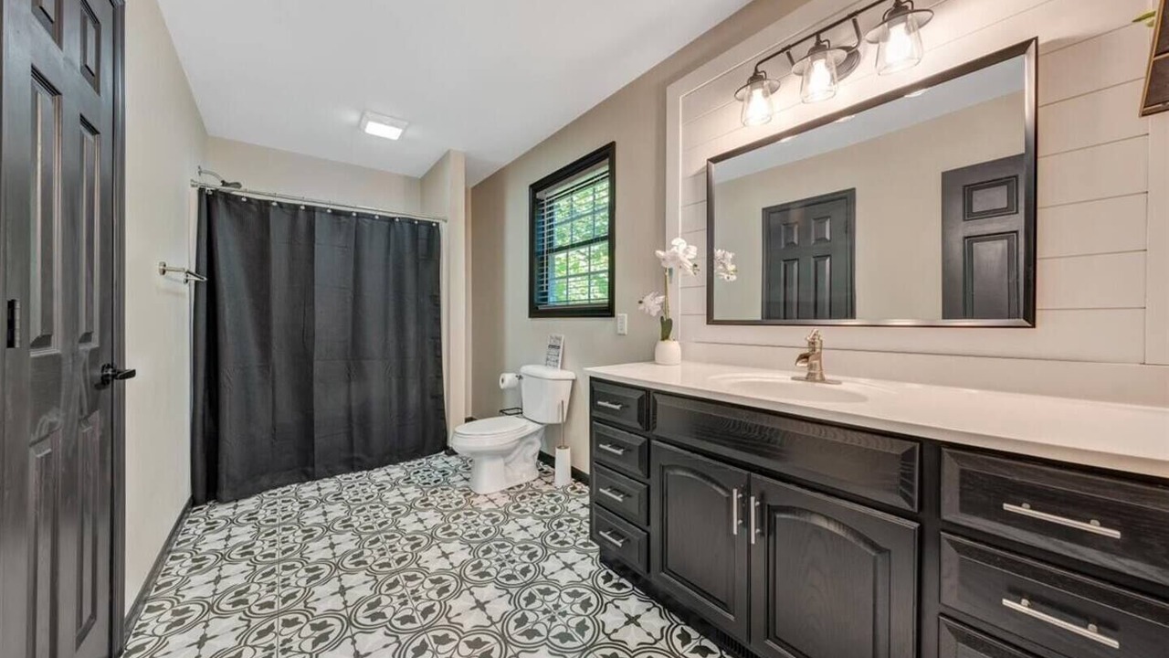 Photo of Bathroom in Westlake Corner