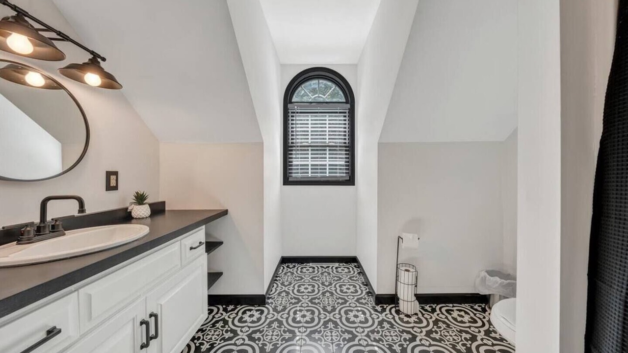 Photo of Bathroom in Westlake Corner