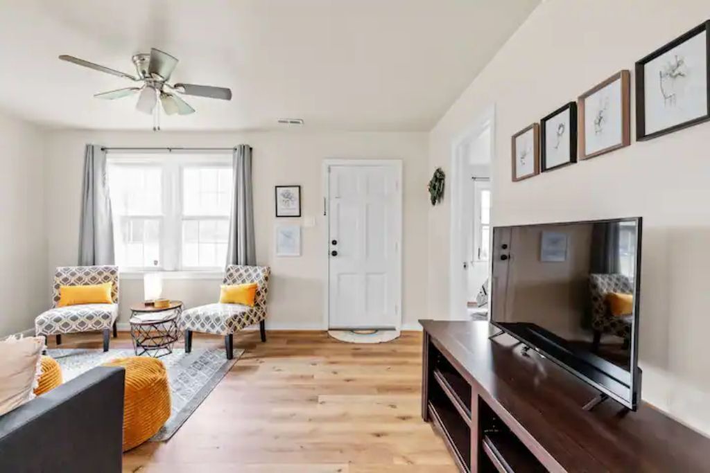 Photo of Livingroom in Montrose