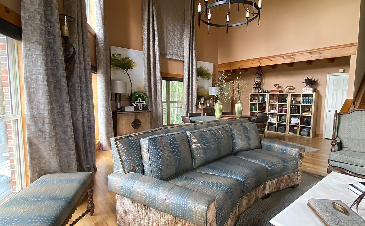 Photo of Livingroom in Jamestown