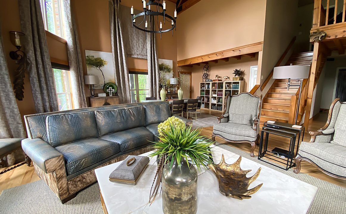 Photo of Livingroom in Jamestown