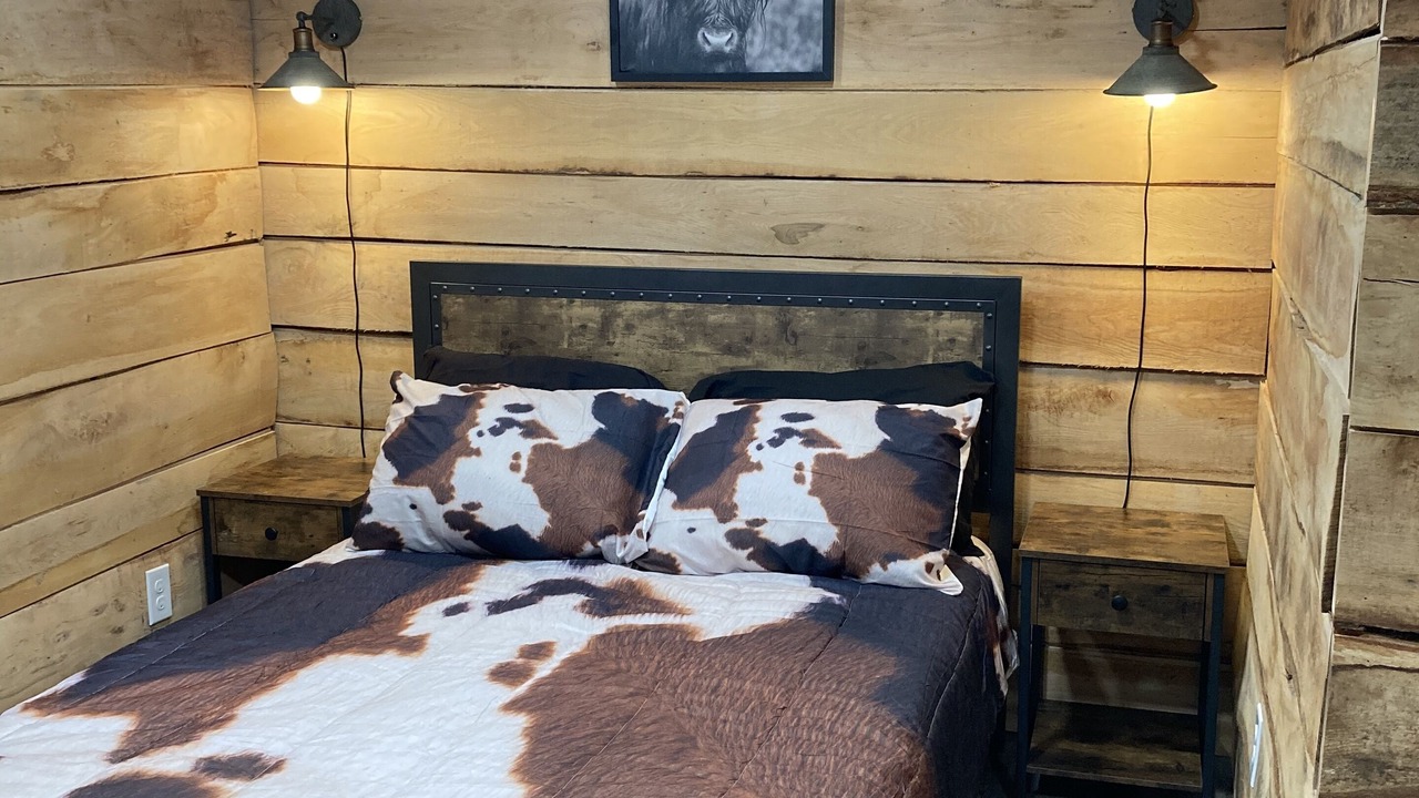 Photo of Bedroom in Duff