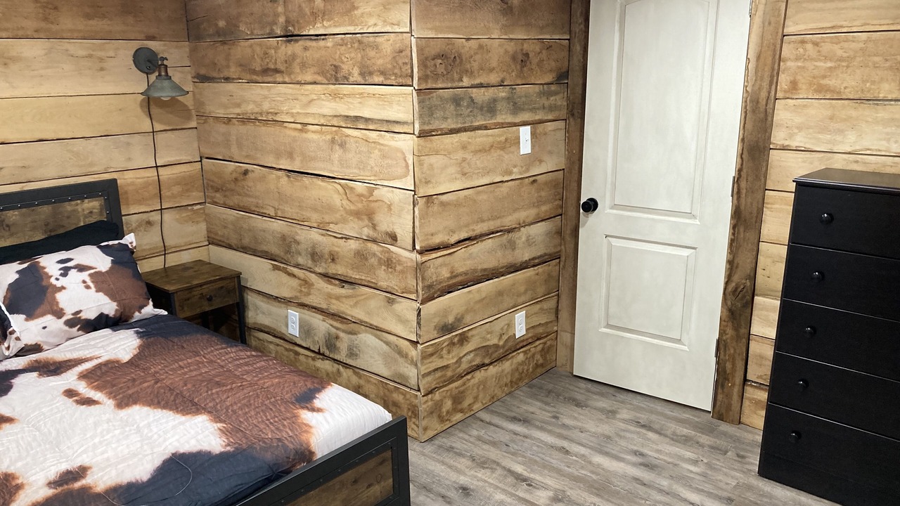 Photo of Bedroom in Duff