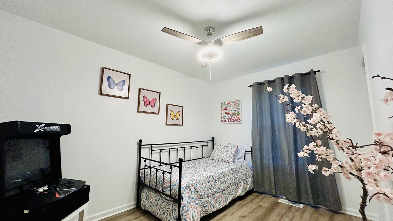 Photo of Bedroom in Paw Creek