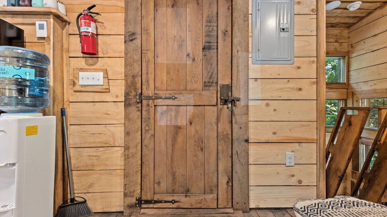 Photo of Bedroom in Rogers