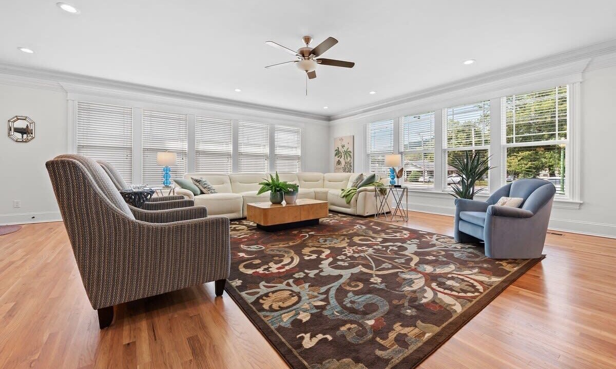 Photo of Livingroom in Red Bank