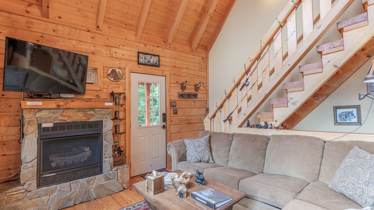 Photo of Livingroom in Waynesville