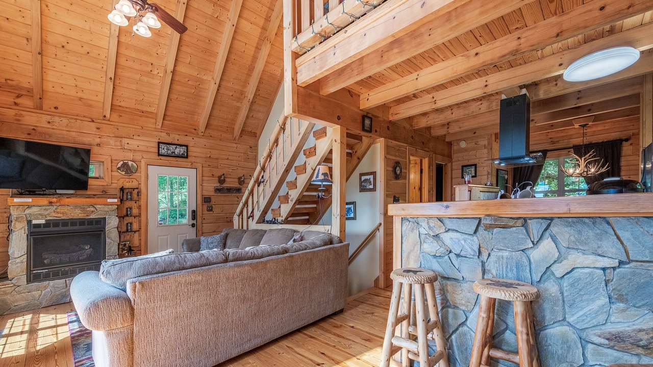 Photo of Livingroom in Waynesville