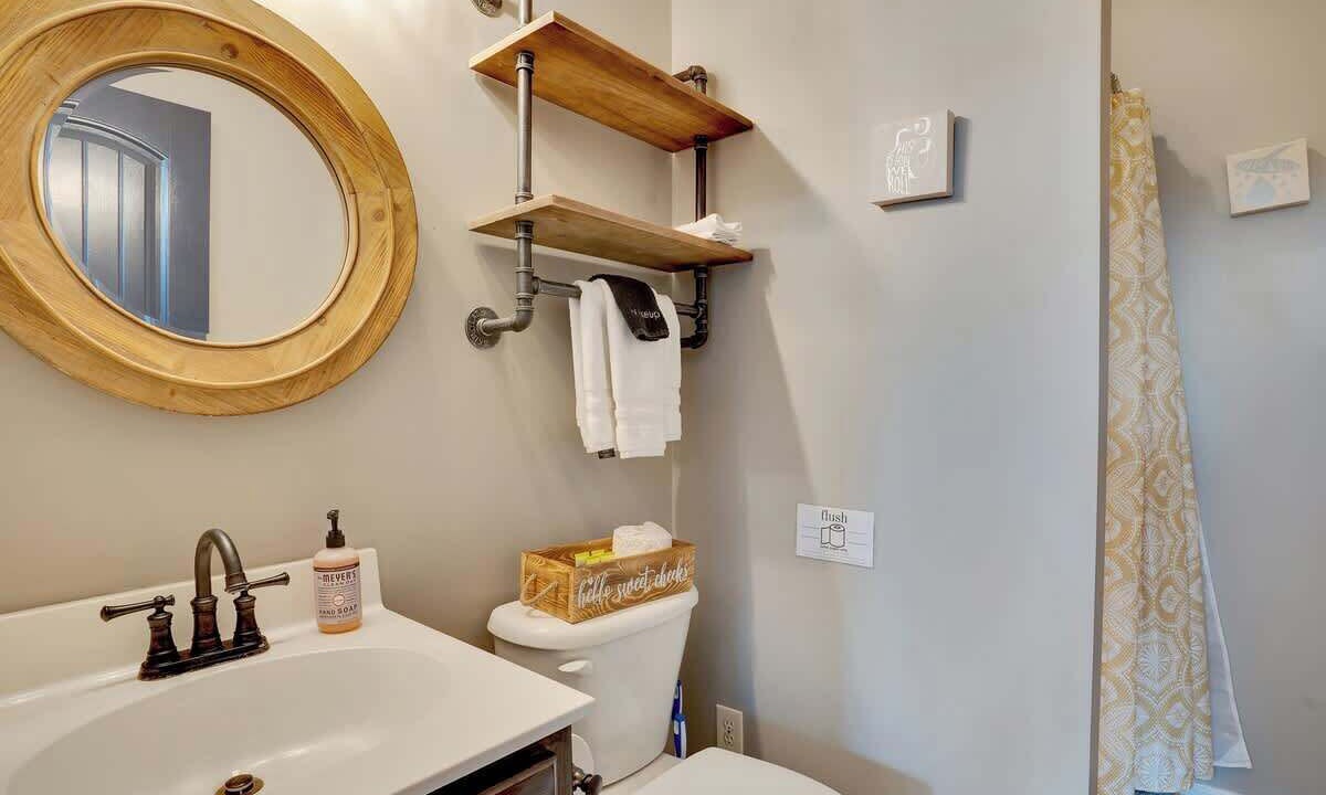 Photo of Bathroom in Wildwood