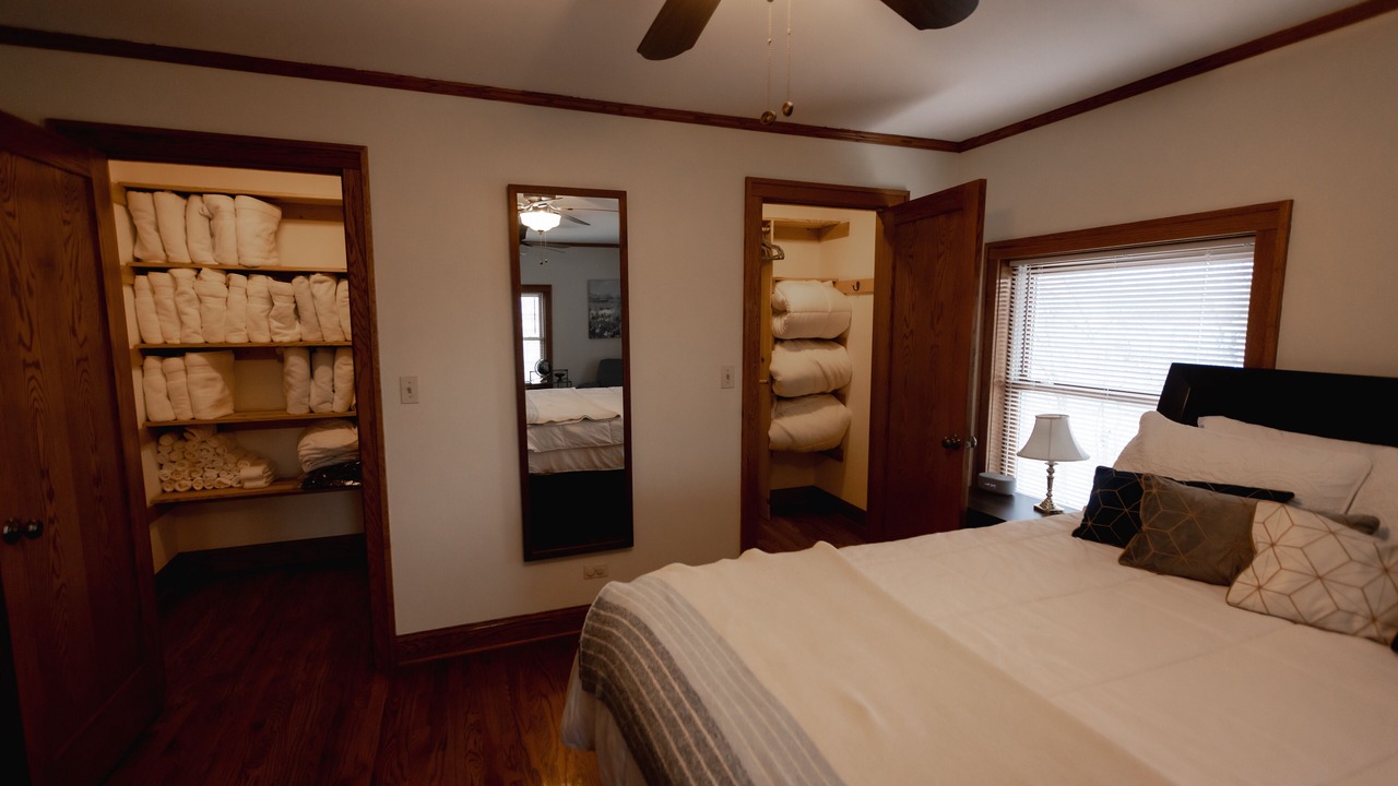 Photo of Bedroom in Elgin