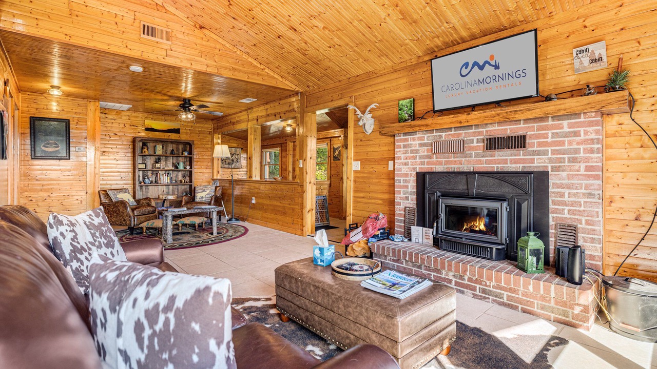 Photo of Livingroom in Waynesville
