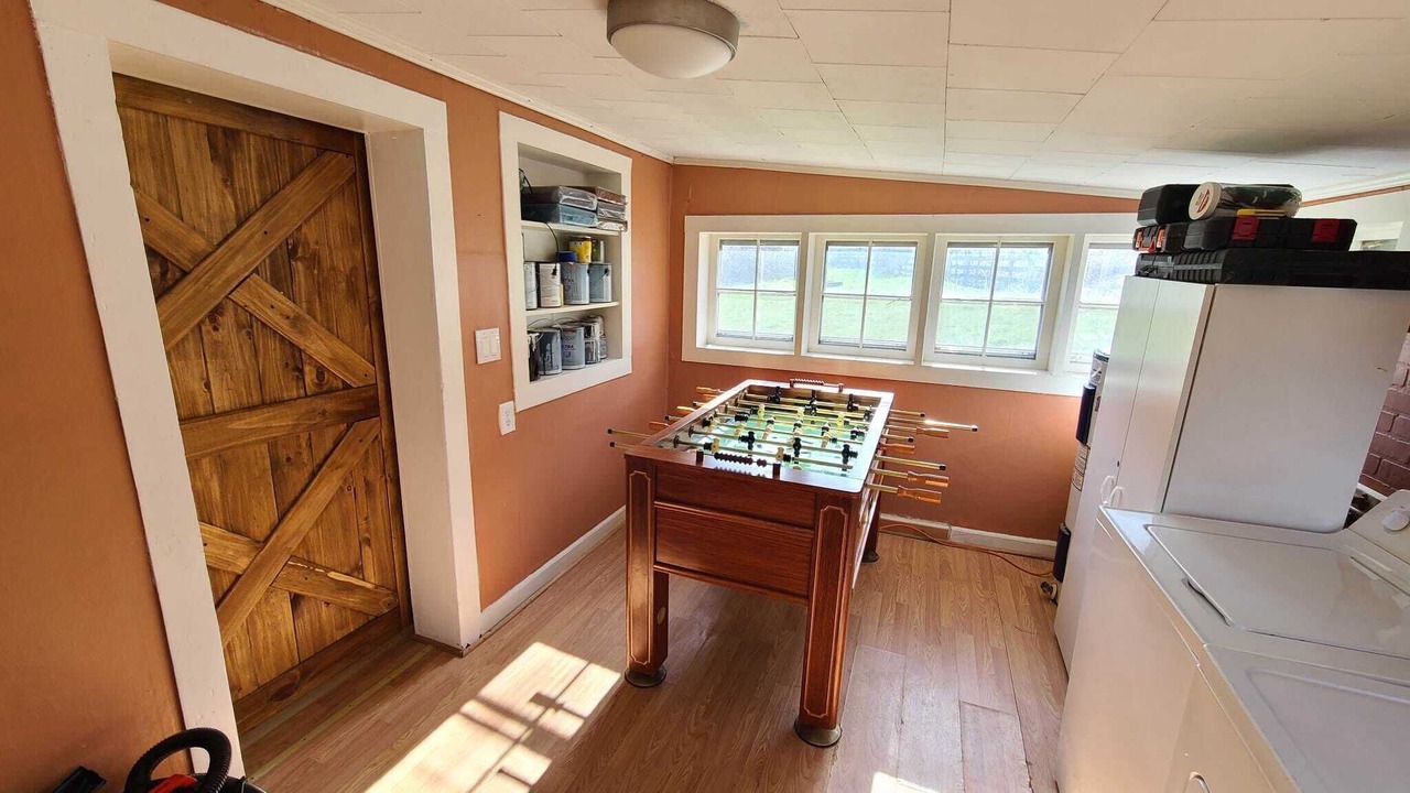 Photo of Bedroom in Mouth of Wilson