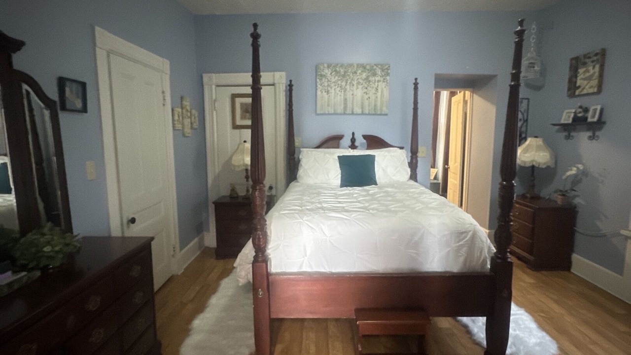 Photo of Bedroom in Old North Knoxville