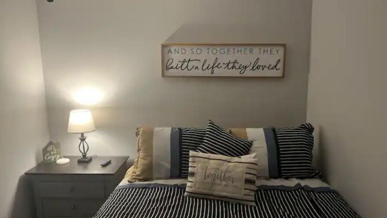 Photo of Bedroom in Jamestown