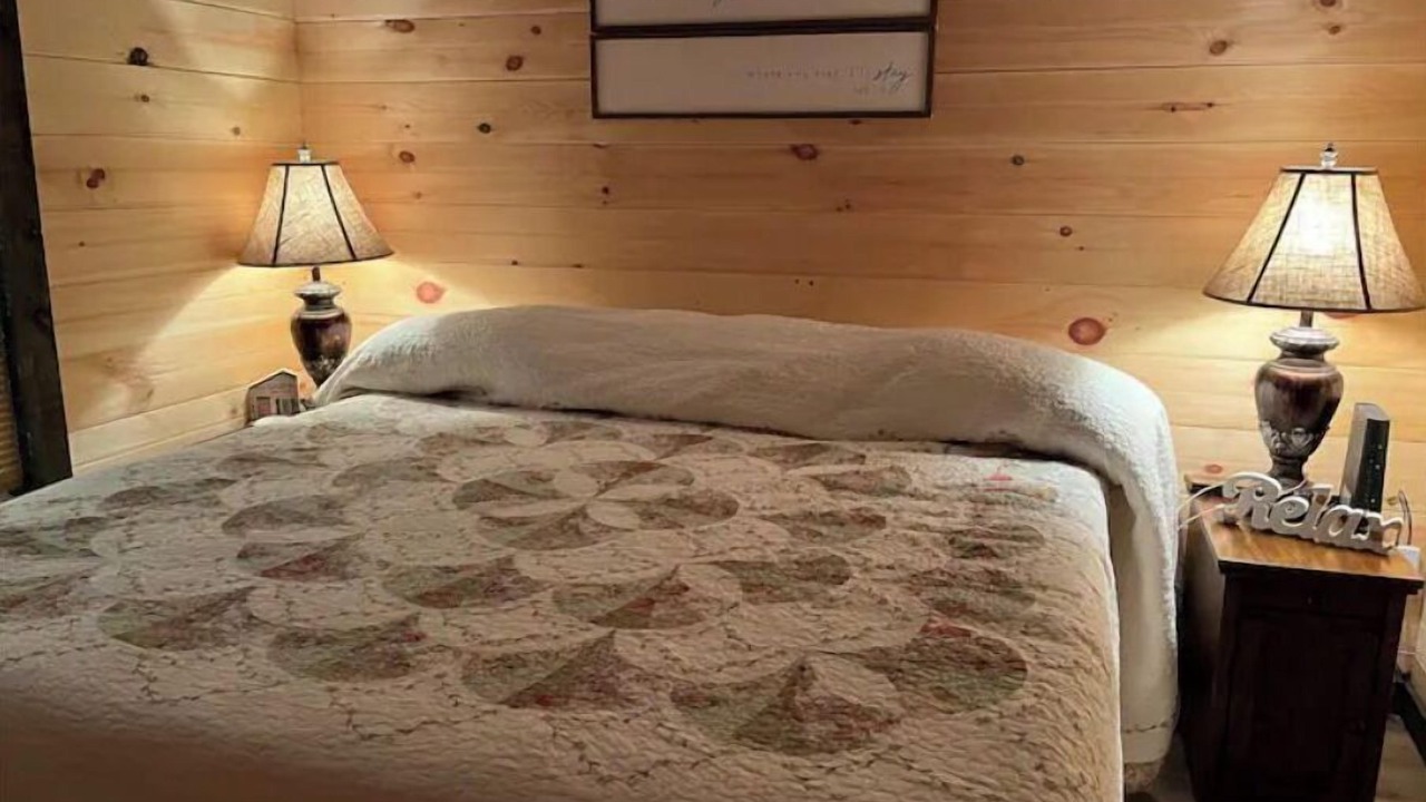 Photo of Bedroom in Jamestown