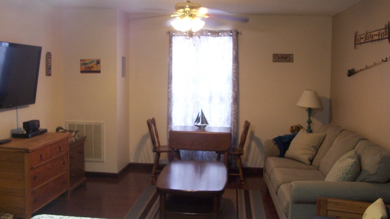 Photo of Livingroom in Gilbertsville