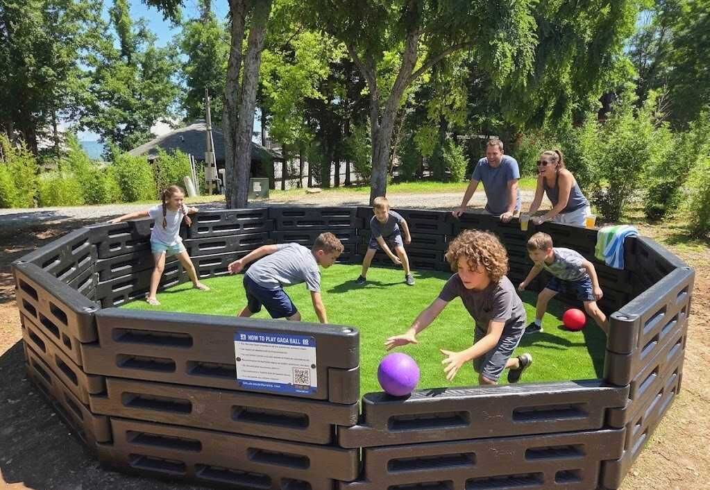 Photo of Others in Bryant