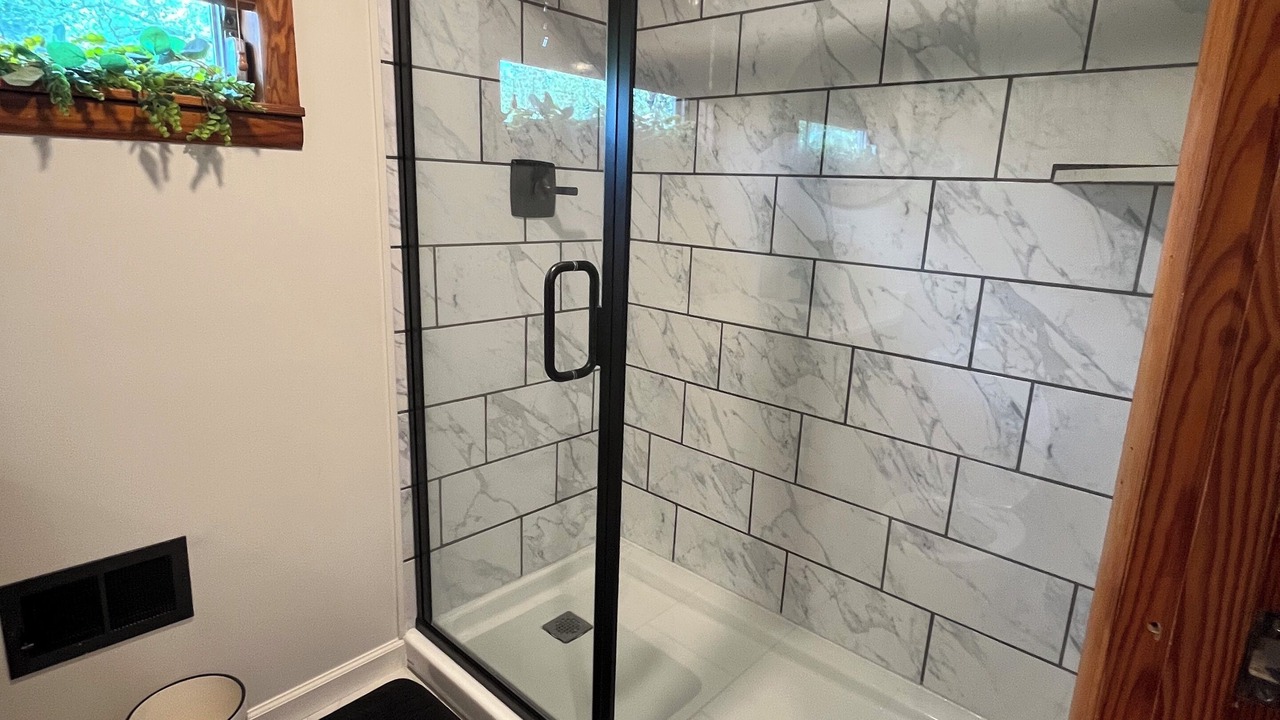 Photo of Bathroom in Oneida