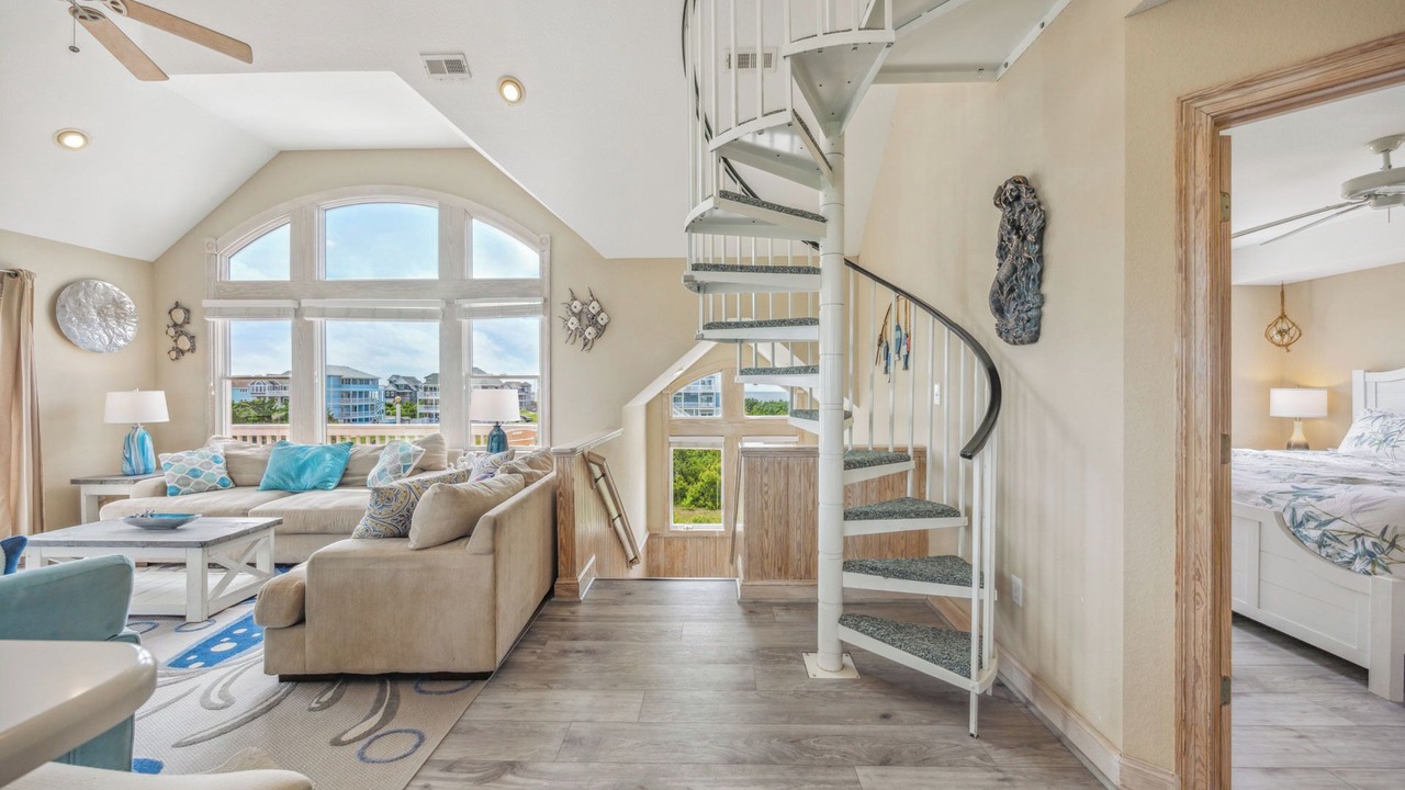 Photo of Bedroom in Wind Over Waves